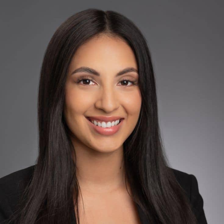 Portrait of Sophia, Digital Growth & Career Specialist